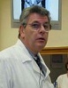 Dr. Mester �d�m f�titk�r